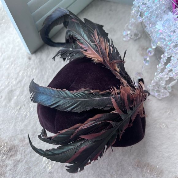 Vintage 1940s Howard Hodge NY Calot Juliet Style Hat Pheasant Feather Fascinator - Picture 3 of 7
